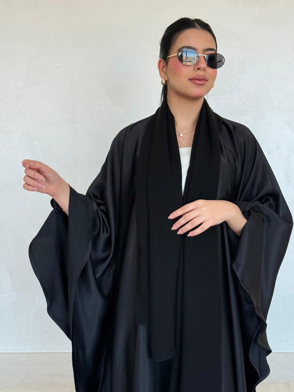 Silk Farsha model Abaya